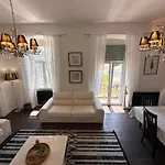 Flanatika Apartamento Pula