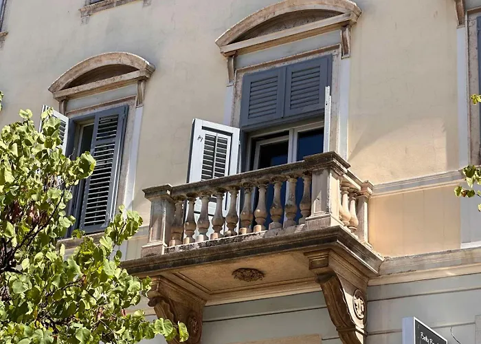 아파트 Flanatika 풀라