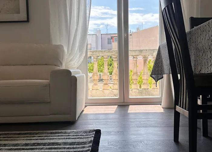 아파트 Flanatika *