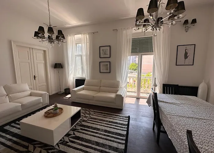 아파트 Flanatika *