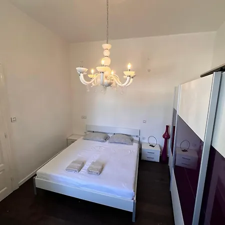 Apartment Flanatika Pula