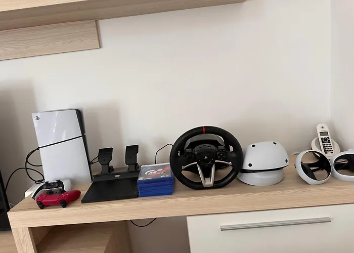 Flanatika Πούλα